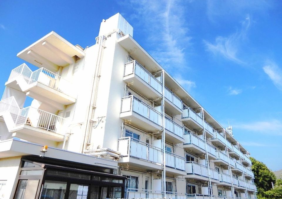 八浜駅より徒歩17分 築57年1ヶ月 4階建の賃貸物件