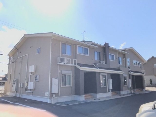 讃岐塩屋駅より徒歩1分 築11年2ヶ月 2階建の賃貸物件