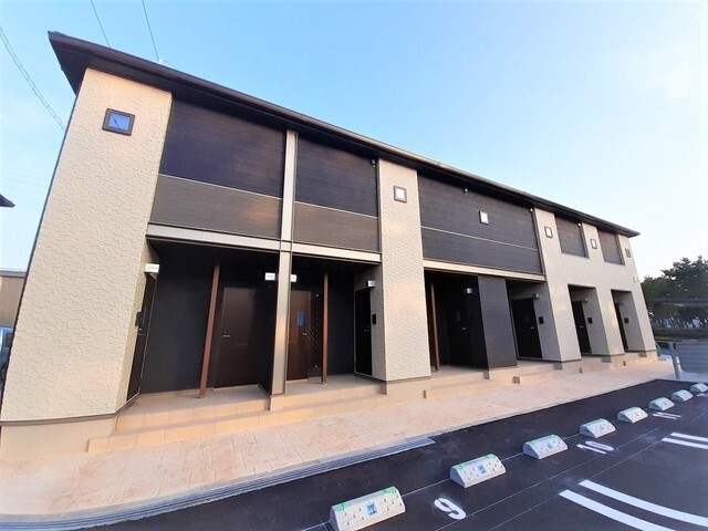 宇多津駅より徒歩7分 築3年8ヶ月 2階建の賃貸物件