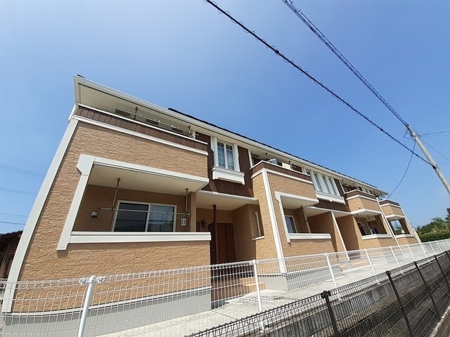 高瀬駅より徒歩9分 築9年8ヶ月 2階建の賃貸物件