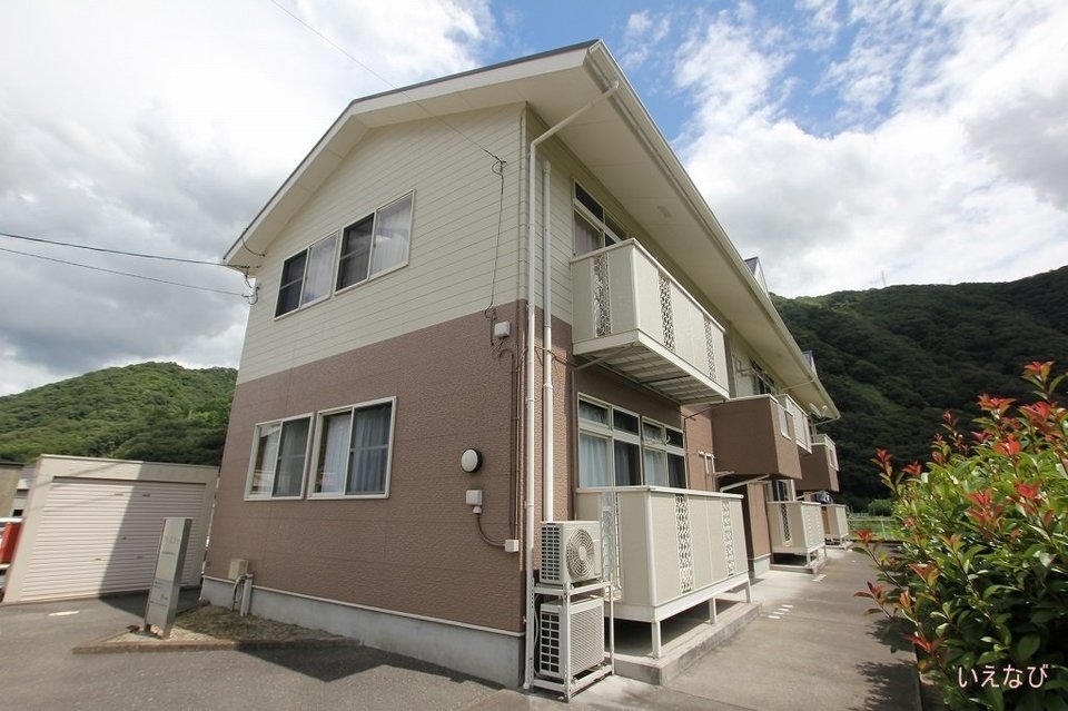 下川辺駅より徒歩10分 築24年8ヶ月 2階建の賃貸物件