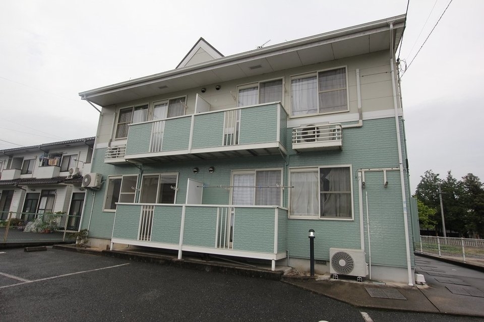 新市駅より徒歩15分 築25年10ヶ月 2階建の賃貸物件