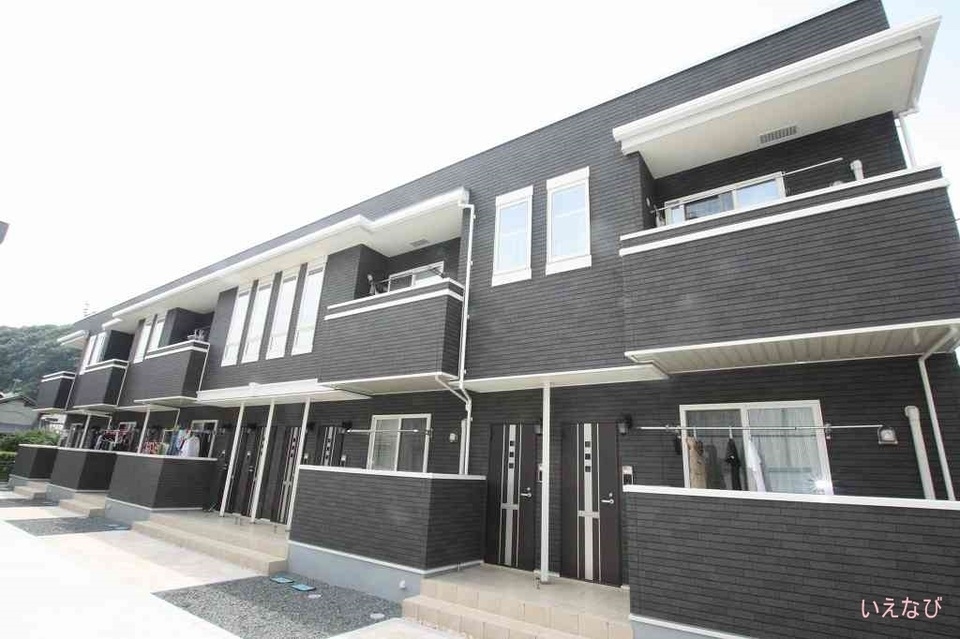 子守唄の里高屋駅より徒歩5分 築9年 2階建の賃貸物件