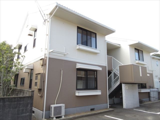 -より徒歩8分 築36年 2階建の賃貸物件