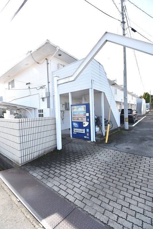 丹生駅より徒歩23分 築36年3ヶ月 2階建の賃貸物件