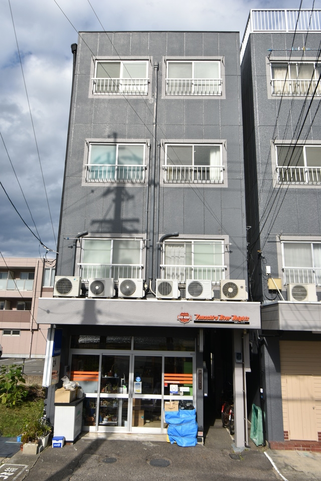 二軒屋駅より徒歩17分 築46年7ヶ月 4階建の賃貸物件