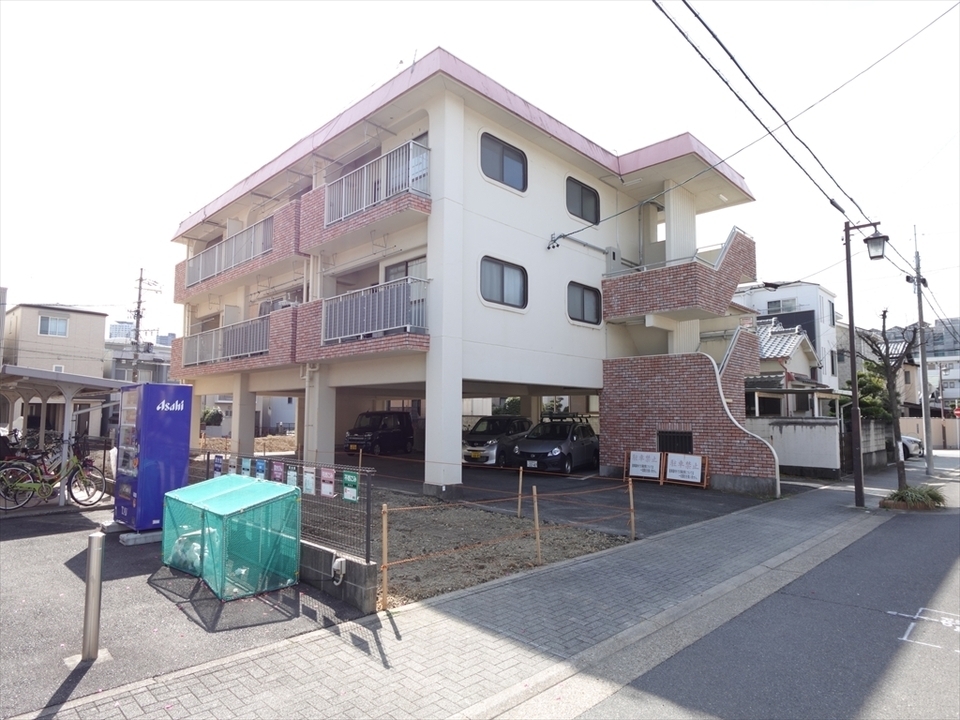 -より徒歩3分 築47年3ヶ月の賃貸物件