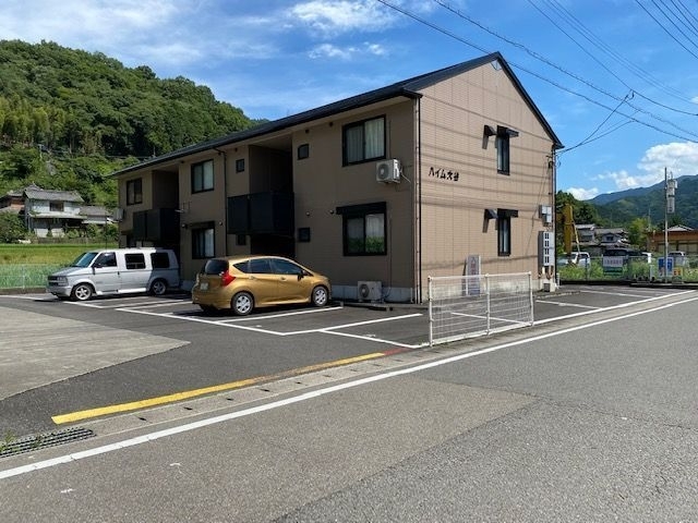 貞光駅より徒歩15分 築25年4ヶ月 2階建の賃貸物件